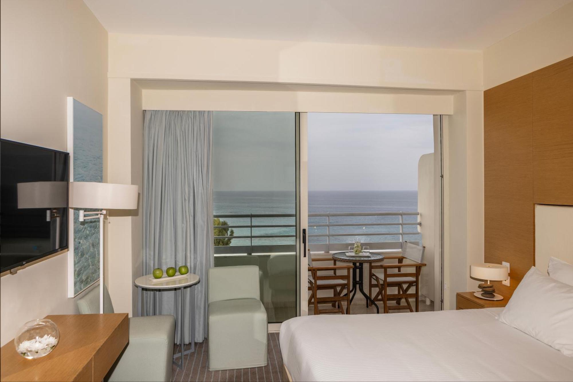 Capo Bay Hotel Protaras Luaran gambar Deluxe room