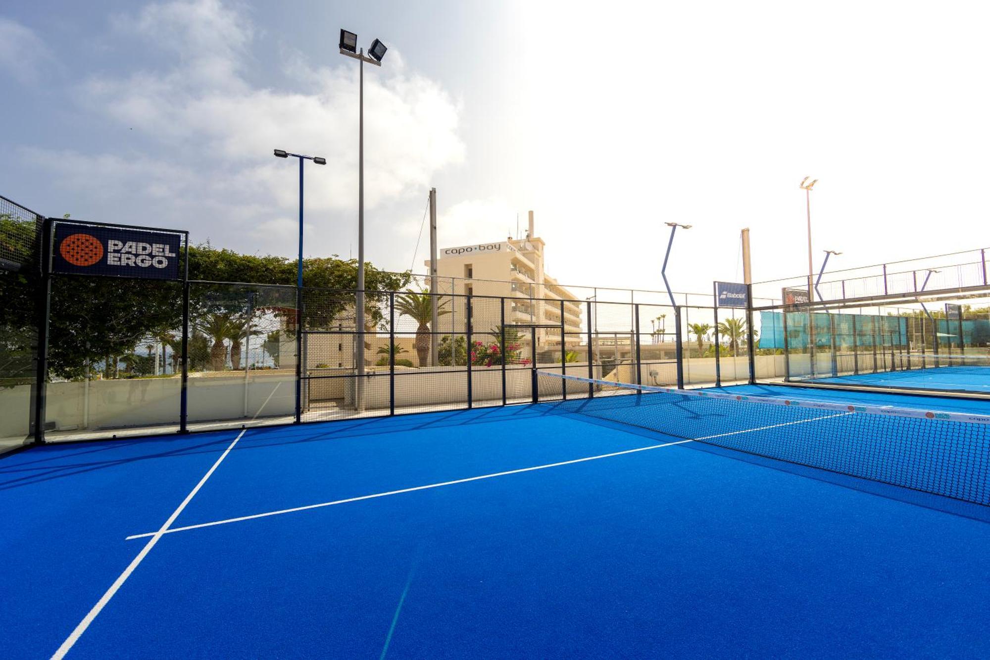 Capo Bay Hotel Protaras Luaran gambar A paddle tennis court